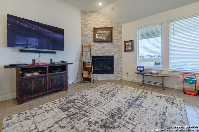 Image 7 of 39 For 113 Scarlet Oak