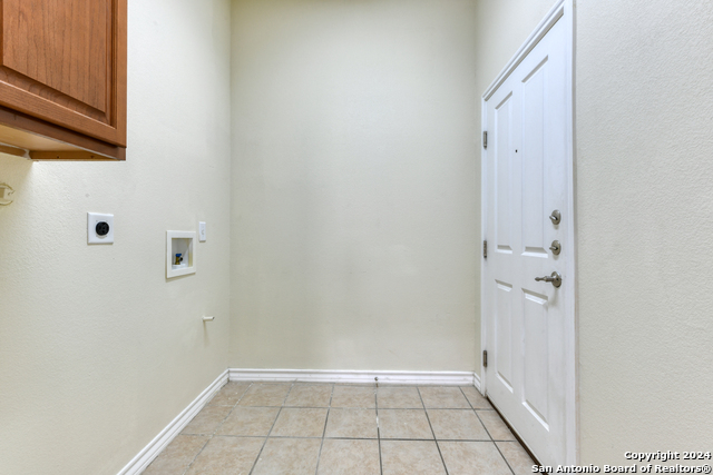 Image 10 of 24 For 22209 Sausalito Ct