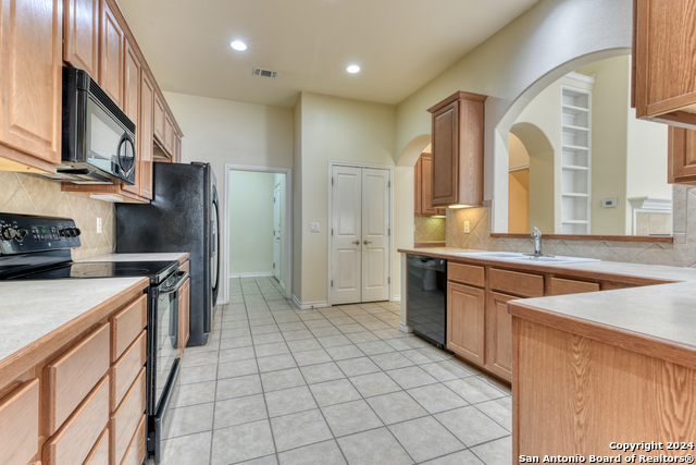 Image 9 of 24 For 22209 Sausalito Ct