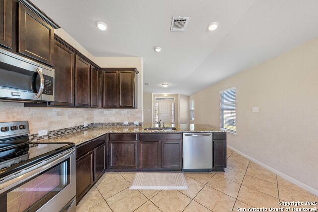 Image 13 of 30 For 2325 Lighthouse