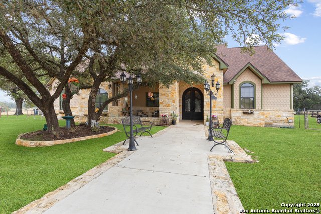 Details for 168 Bandera Blvd, Bandera, TX 78003