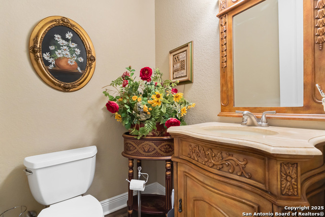 Image 27 of 39 For 168 Bandera Blvd