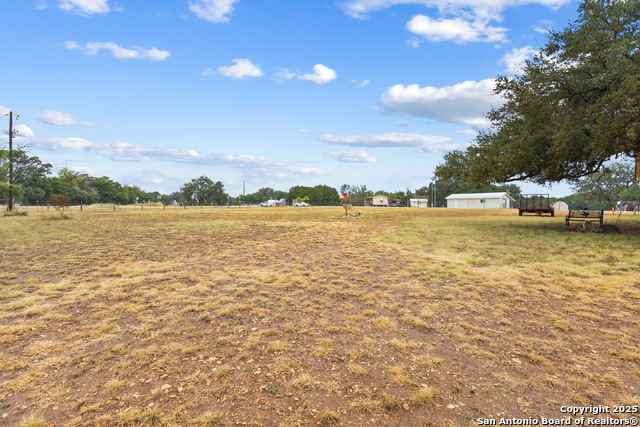 Image 35 of 39 For 168 Bandera Blvd