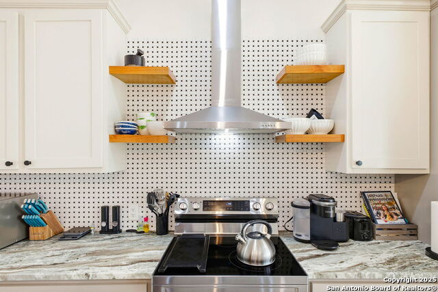 Image 13 of 37 For 418 Tawny Oak