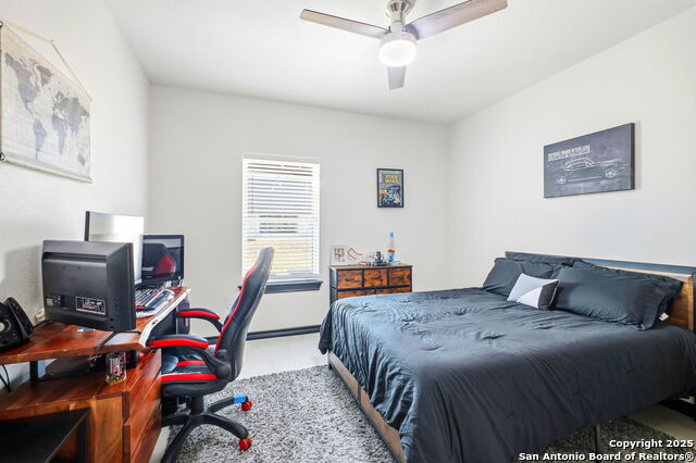 Image 21 of 37 For 418 Tawny Oak