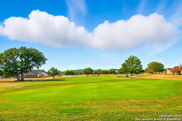 Image 34 of 37 For 418 Tawny Oak