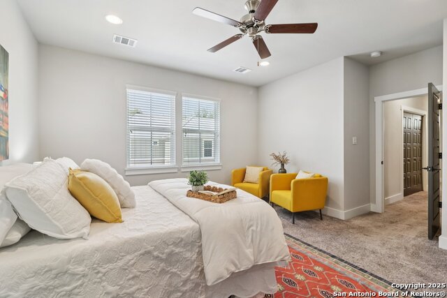 Image 21 of 33 For 144 Claremont  101