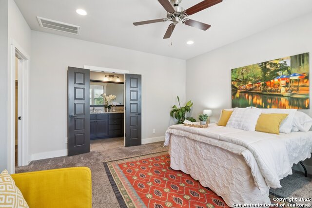 Image 23 of 33 For 144 Claremont  101