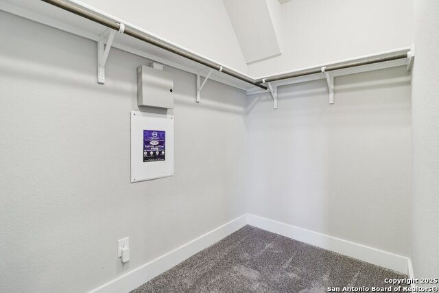 Image 24 of 33 For 144 Claremont  101