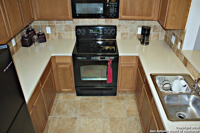 Image 8 of 32 For 2543 Grayson Circle