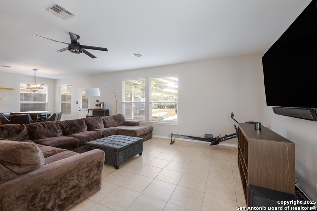 Image 3 of 29 For 21646 Seminole Oaks