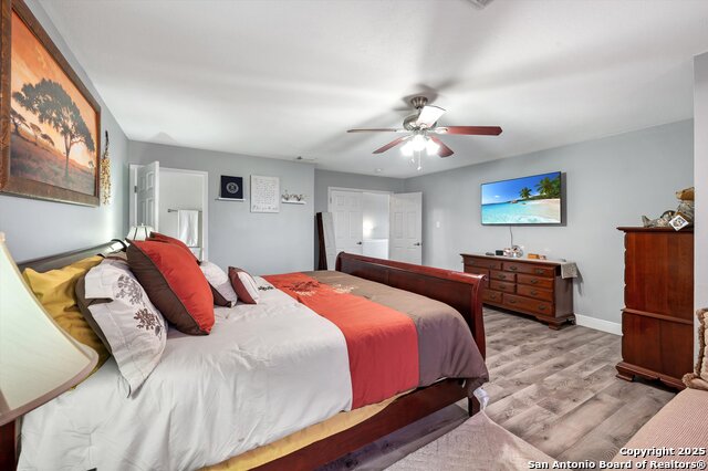 Image 19 of 32 For 7624 Lonecrest