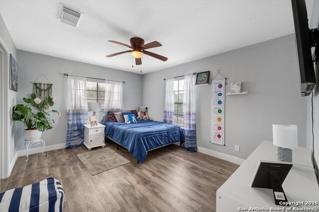 Image 24 of 32 For 7624 Lonecrest