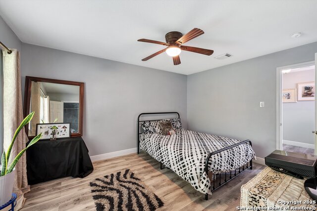 Image 26 of 32 For 7624 Lonecrest