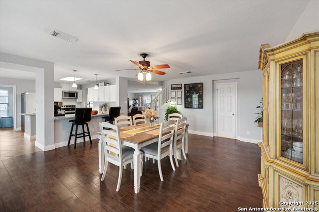 Image 8 of 32 For 7624 Lonecrest