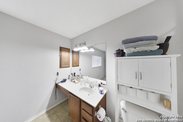 Image 20 of 28 For 10136 Del Lago