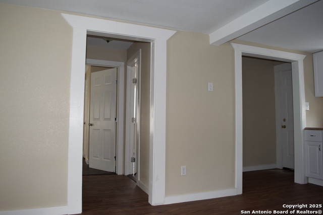 Image 6 of 12 For 521 Polaris