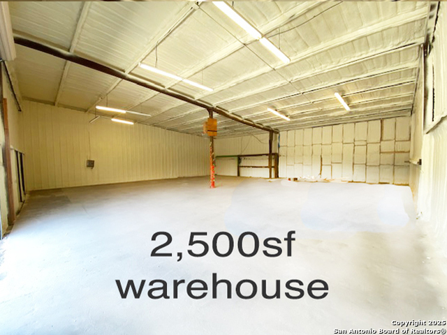 Listing photo id 7 for 30875 Ih-10 W Ih-10  H