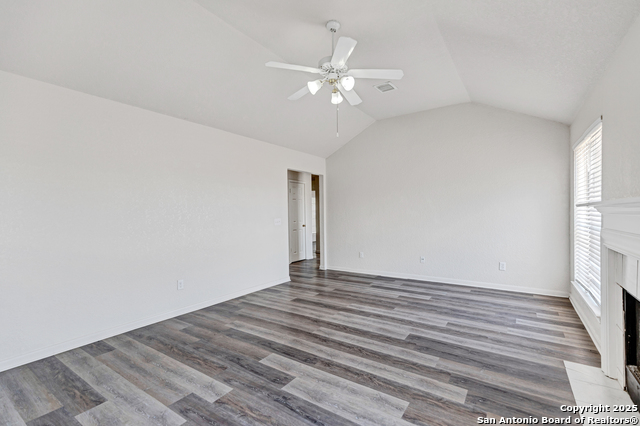 Listing photo id 10 for 10322 Mustang