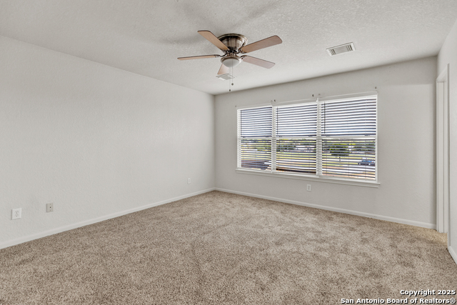 Listing photo id 17 for 10322 Mustang