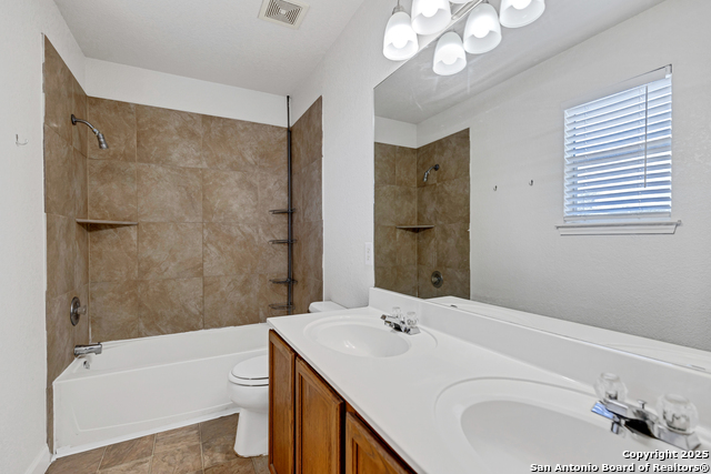 Listing photo id 20 for 10322 Mustang