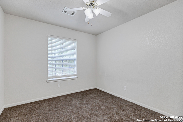 Listing photo id 21 for 10322 Mustang