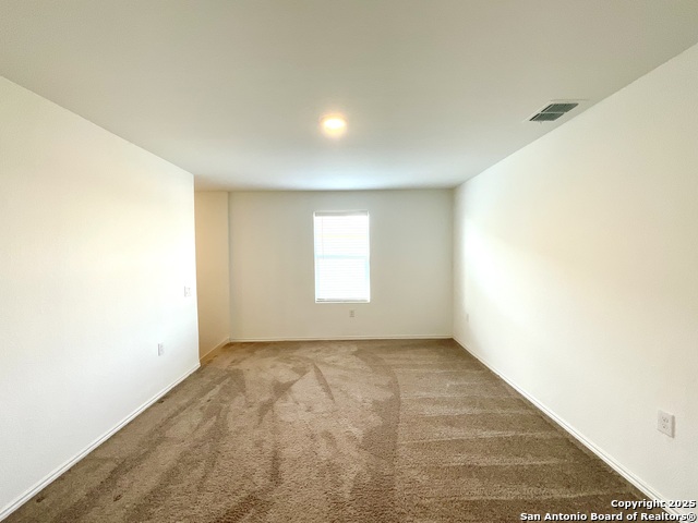 Listing photo id 14 for 8703 Macdona Place