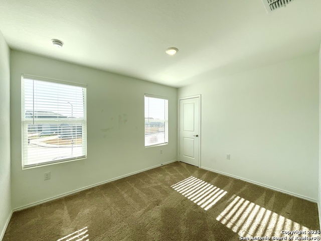 Listing photo id 18 for 8703 Macdona Place