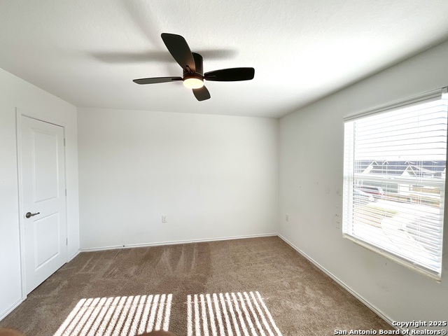 Listing photo id 22 for 8703 Macdona Place
