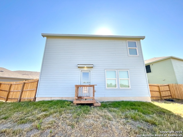 Listing photo id 32 for 8703 Macdona Place