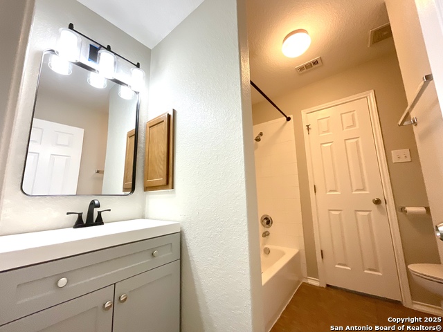 Image 18 of 24 For 6606 Poseidon Way