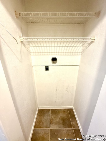 Image 14 of 29 For 5322 Medical Dr  205 D