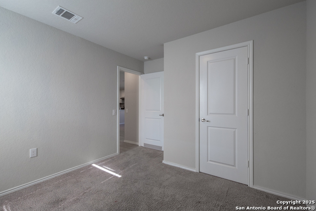 Image 16 of 22 For 723 Vermilion