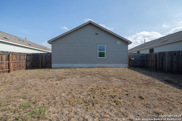 Image 22 of 22 For 723 Vermilion