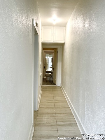 Image 12 of 27 For 1411 Magnolia Ave W