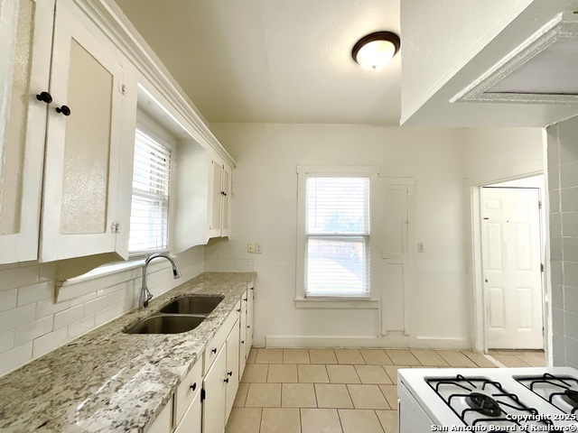 Image 19 of 27 For 1411 Magnolia Ave W