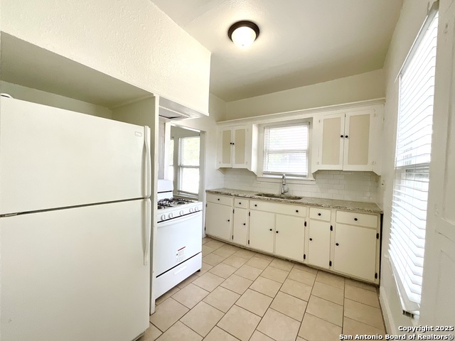 Image 20 of 27 For 1411 Magnolia Ave W