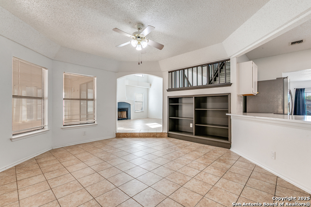 Image 10 of 24 For 8134 Seldon