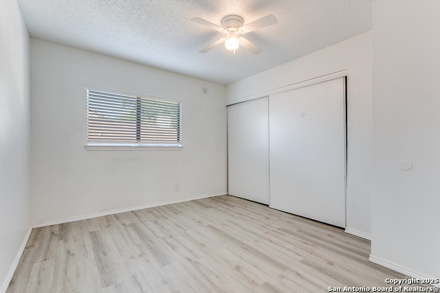 Image 18 of 24 For 8134 Seldon