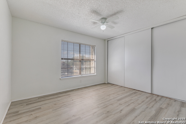 Image 20 of 24 For 8134 Seldon