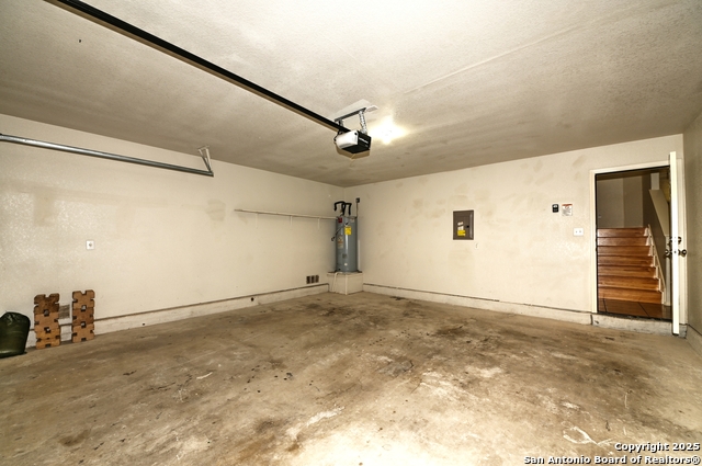 Image 23 of 36 For 9910 Shawnee Bluff