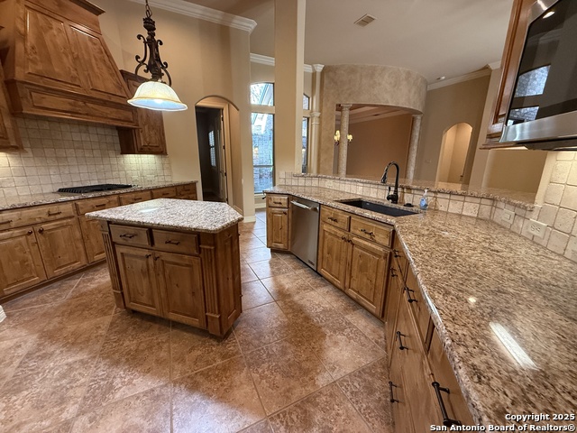 Image 10 of 20 For 130 Hampton Way