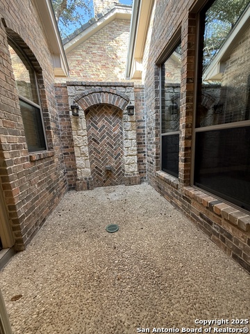 Image 13 of 20 For 130 Hampton Way