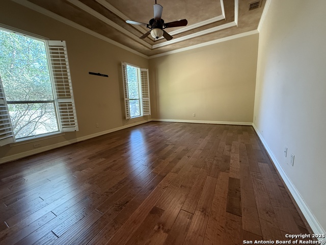 Image 14 of 20 For 130 Hampton Way