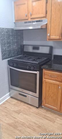 Image 4 of 9 For 706 Clovis Pl