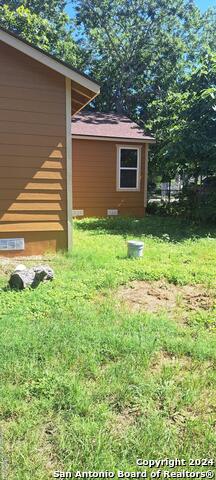 Image 8 of 9 For 706 Clovis Pl