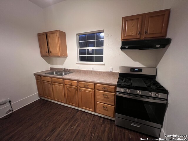 Image 4 of 22 For 315 Baltimore