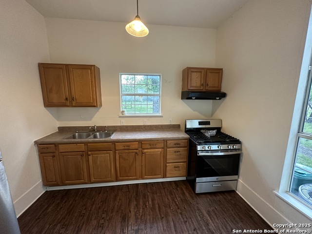 Image 5 of 22 For 315 Baltimore