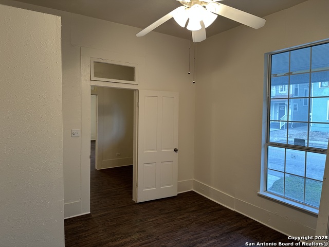 Image 7 of 22 For 315 Baltimore