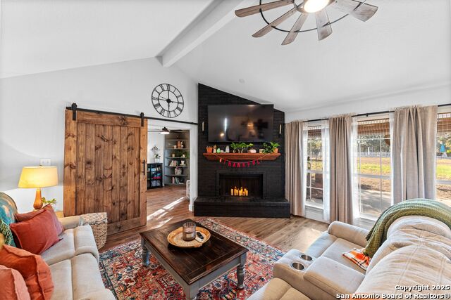 Image 12 of 72 For 1265 Hillside Oaks Dr